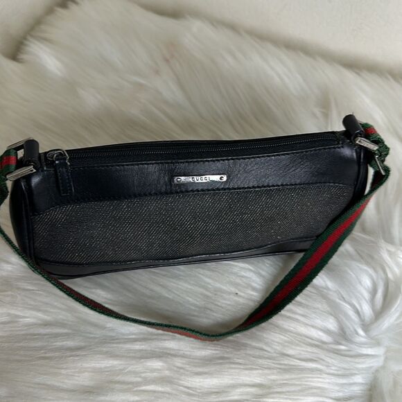 💯Authentic Gucci Shoulder bag with Cherryline 🍀 - Picture 3 of 13